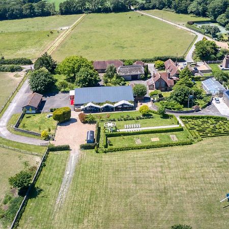 Old Selden Farm B&B Clapham  外观 照片