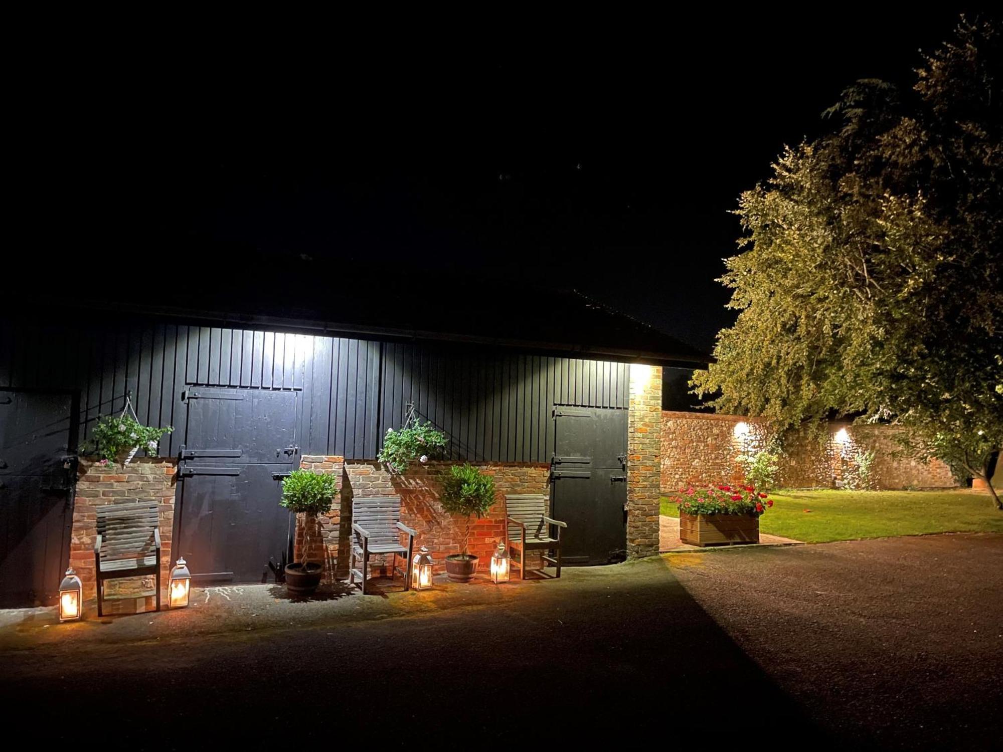 Old Selden Farm B&B Clapham  外观 照片