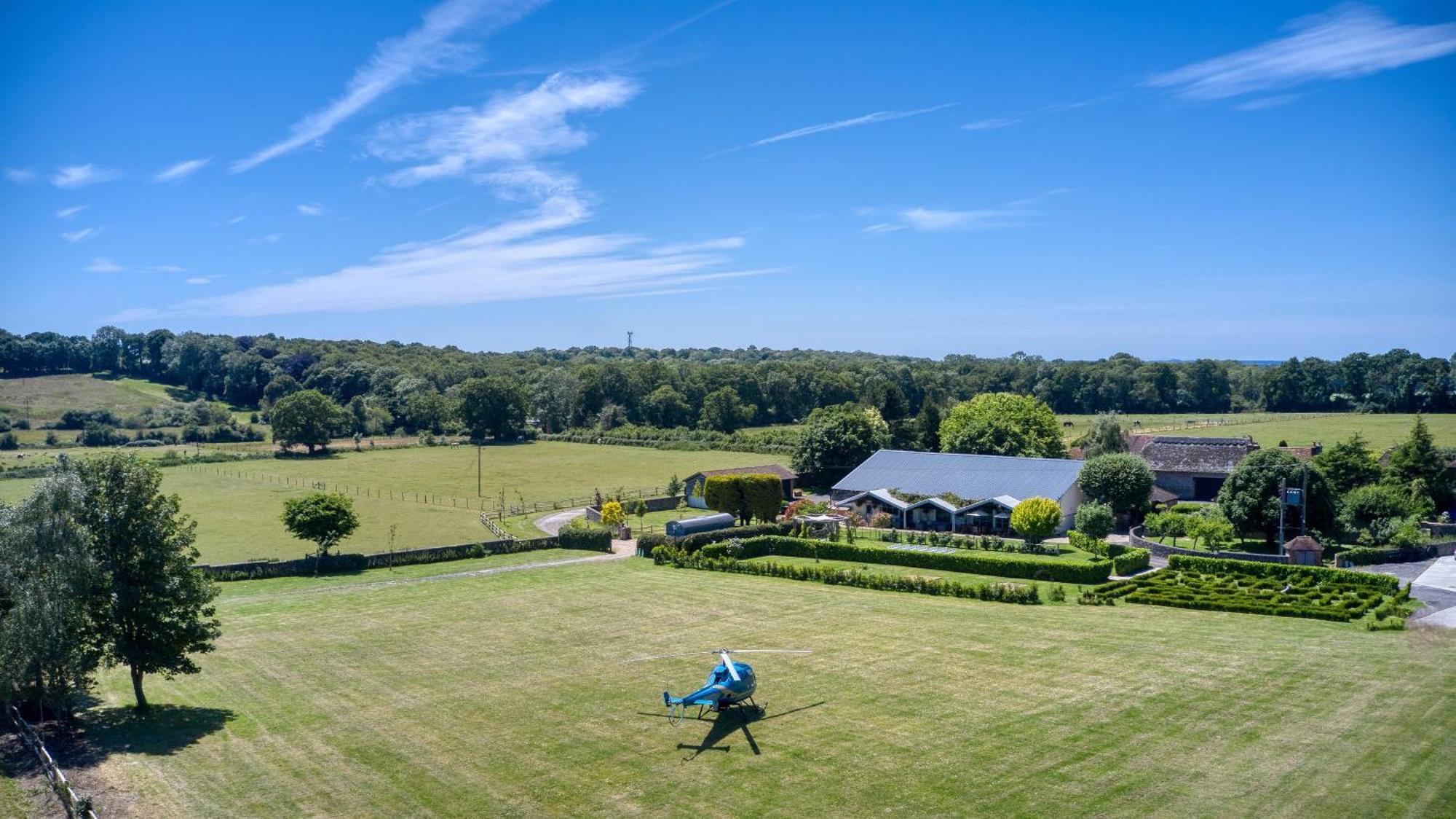 Old Selden Farm B&B Clapham  外观 照片