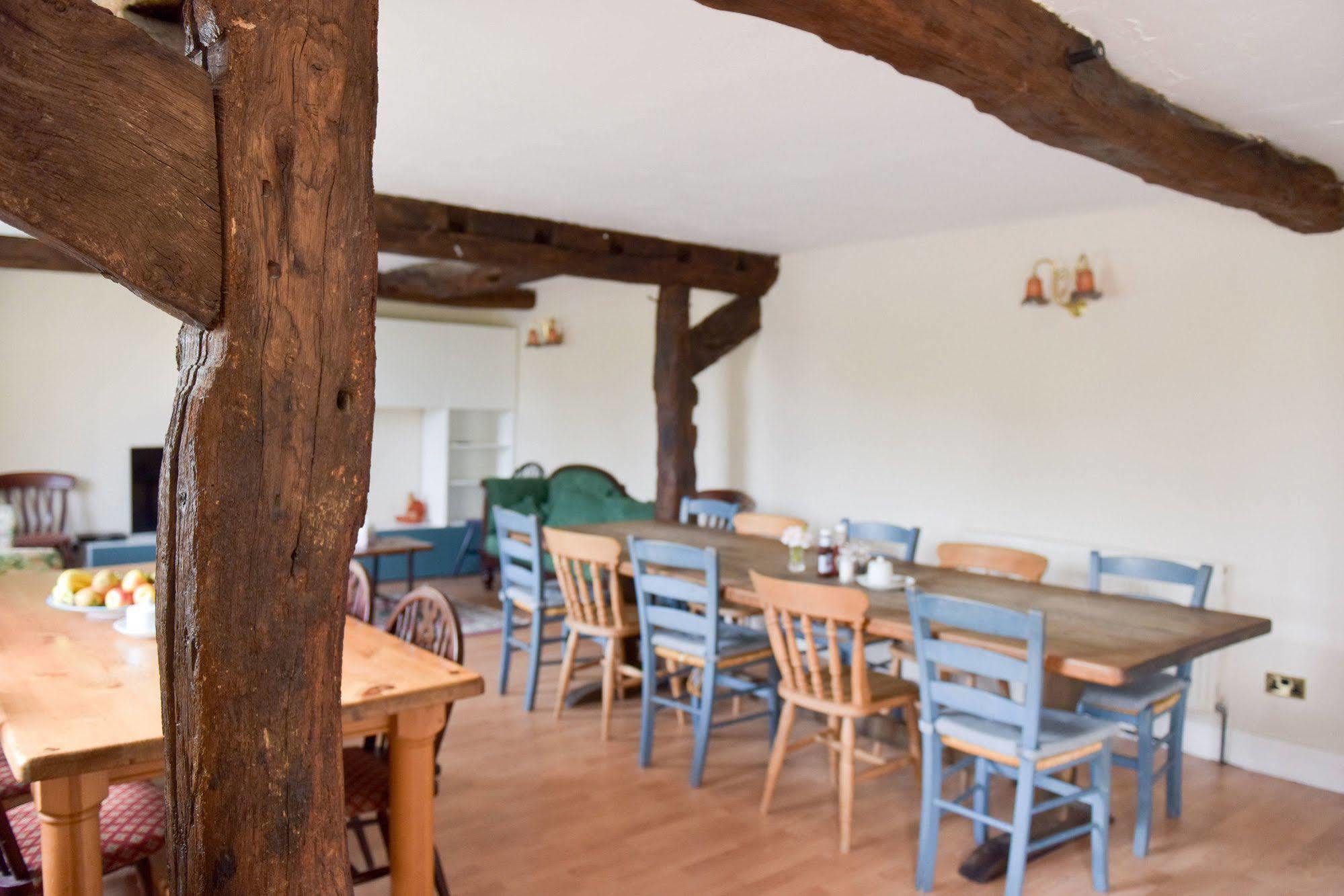 Old Selden Farm B&B Clapham  外观 照片