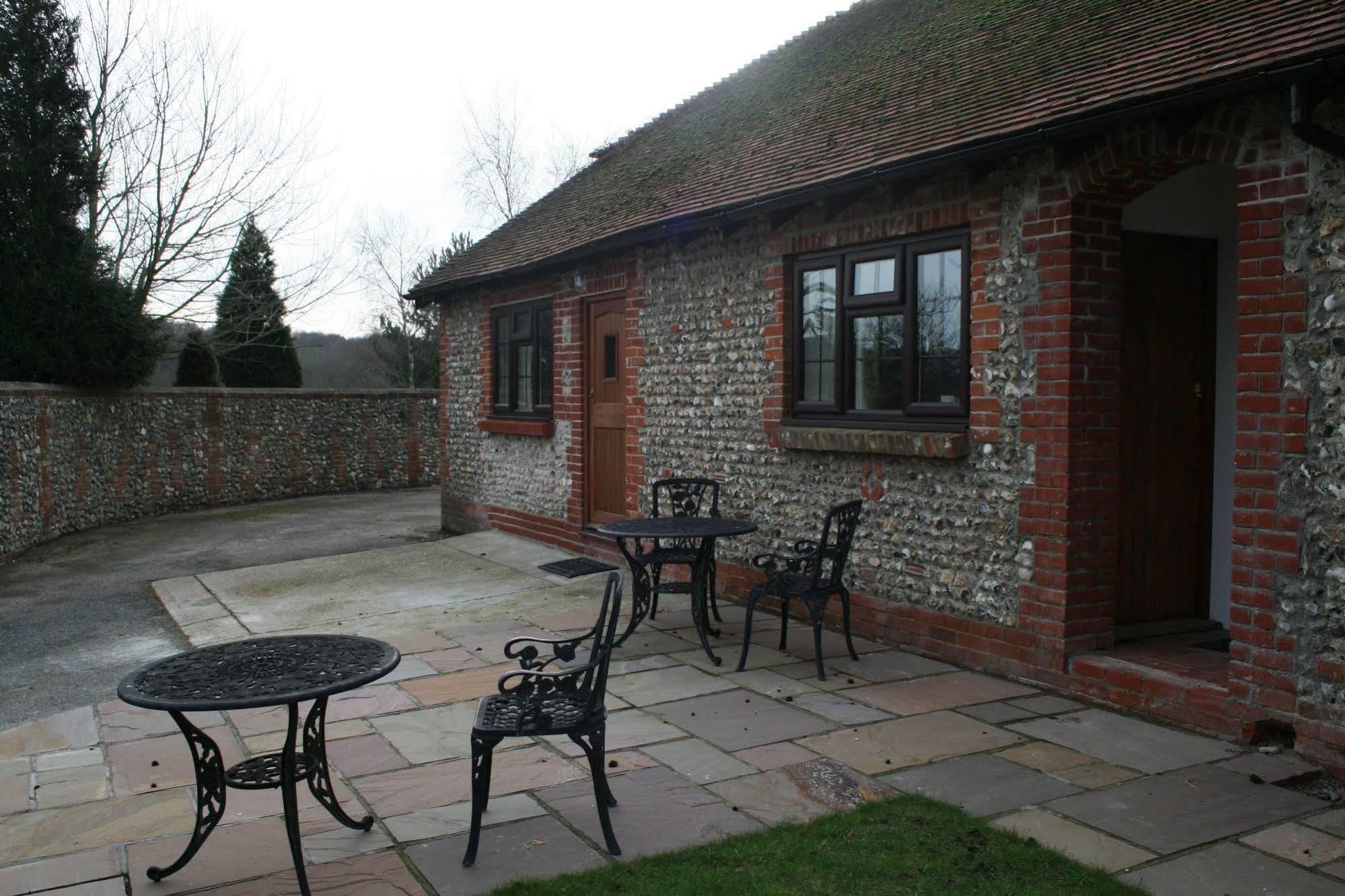 Old Selden Farm B&B Clapham  外观 照片